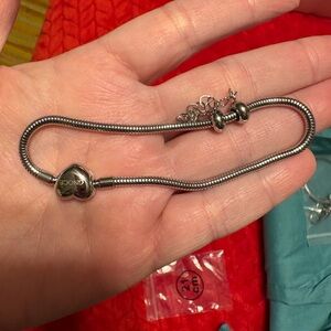 Gnoce stainless bracelet with safety chain